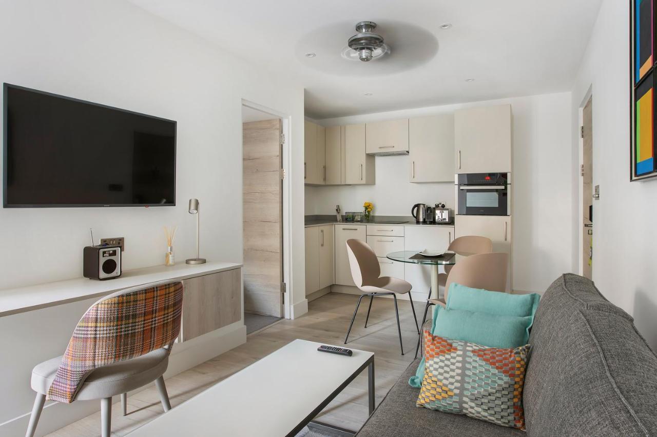 Q Square By Supercity Aparthotels Brighton ภายนอก รูปภาพ